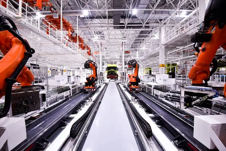 穩(wěn)步推進(jìn)工業(yè)互聯(lián)網(wǎng)創(chuàng)新，加快制造業(yè)數(shù)字化，信息化建設(shè)！